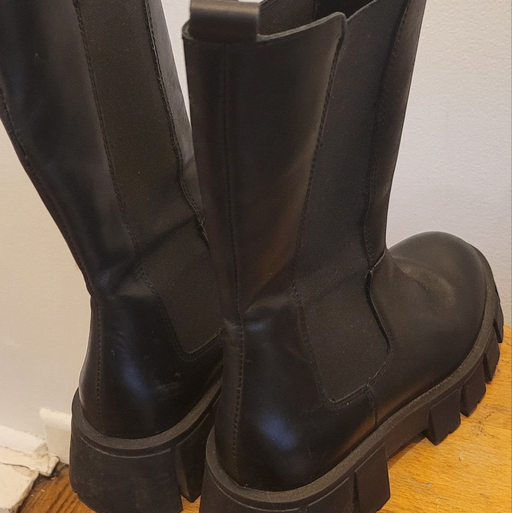 L'Intervalle women's black leather boots